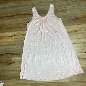 Vintage cottagecore croquette babydoll romantic Vassarette nightgown Slip
